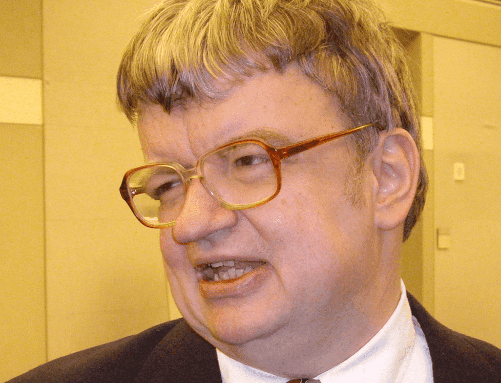 Kim Peek, the savant who inspired the movie Rain Man, known for his extraordinary memory.